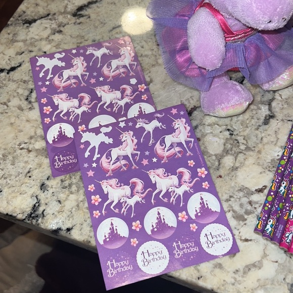 Unicorn 🦄variety pack storage box stuffed animal stickers pencils tape bracelet - Picture 4 of 13